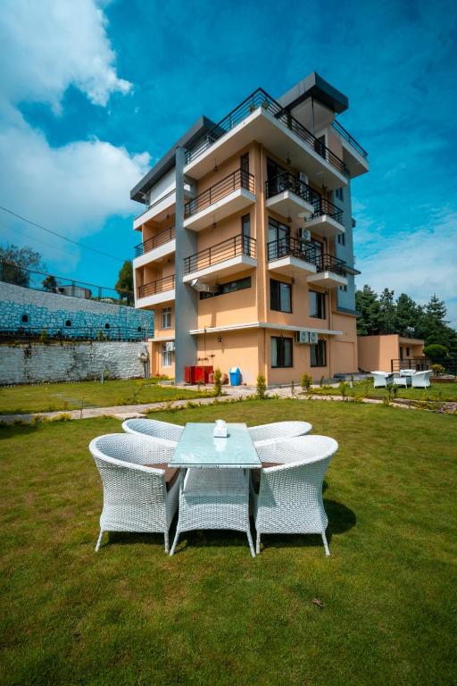 Hotel Atithi Satkar Pvt . Ltd